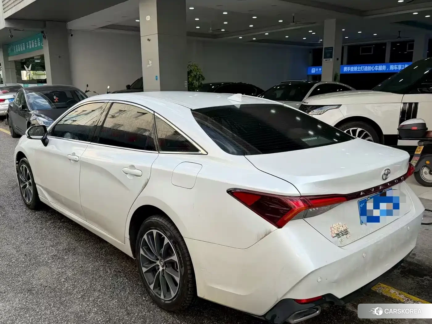Toyota Avalon 2024 Белый из Китая, фото 3