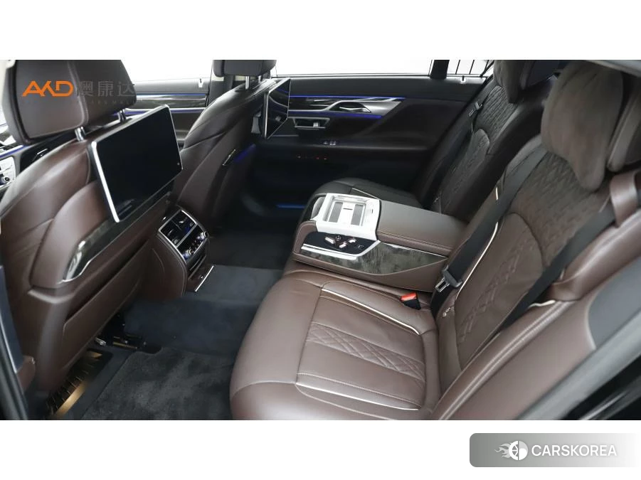 BMW 7 series 2021 Черный из Китая, фото 3