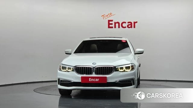 BMW 5 Series (G30) id 4471130 из Кореи 23