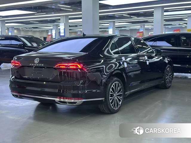 Volkswagen Huiang id 4256089 из Китая 8