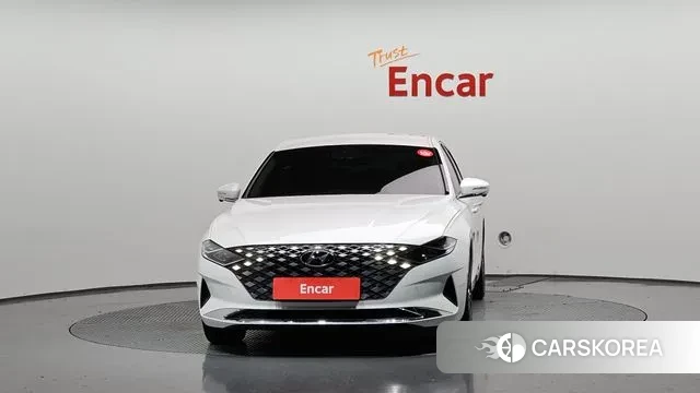 Hyundai The New Grandeur IG id 3355211 из Кореи 13