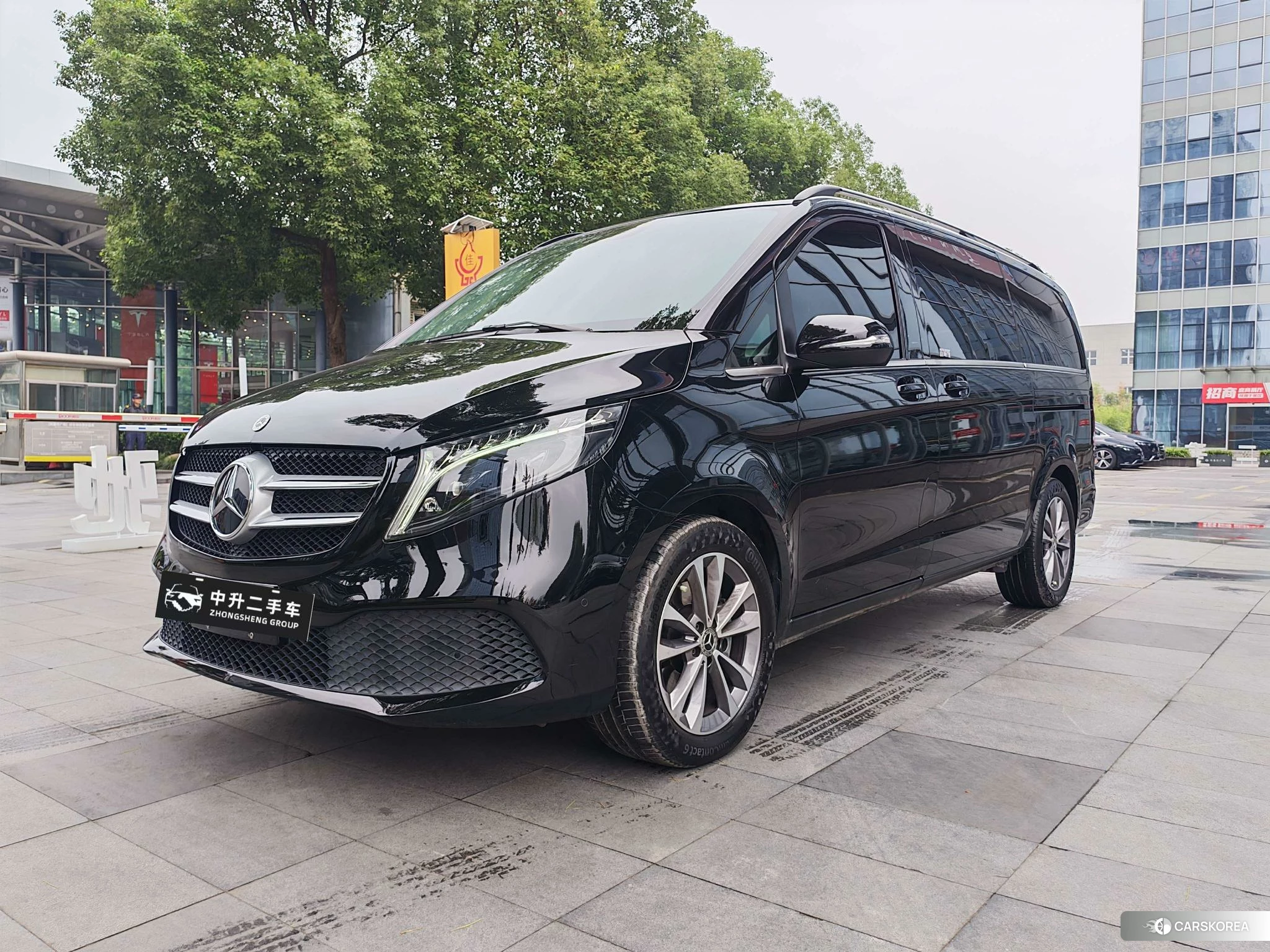 Mercedes-Benz V-class id 4479808 из Китая 23