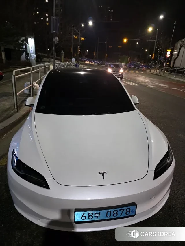 Tesla Model 3 2024 Белый из Кореи, фото 3