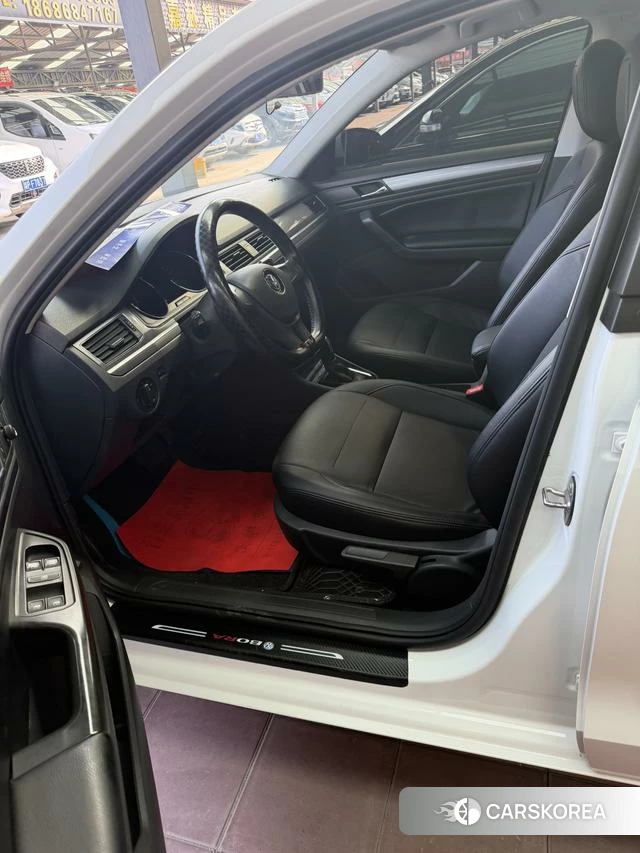 Volkswagen Bora 2021 Белый из Китая, фото 3