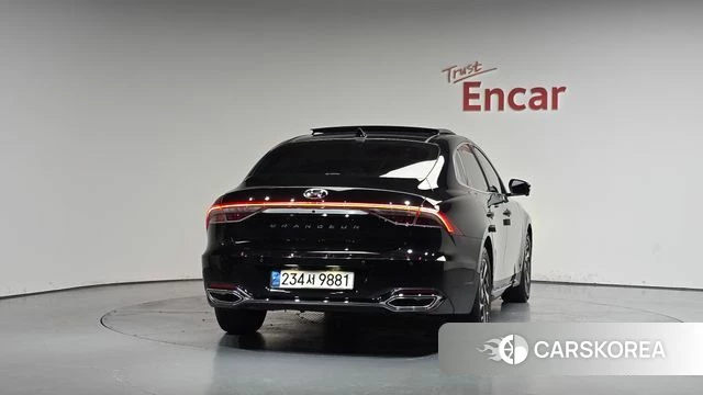 Hyundai The New Grandeur IG Hybrid id 4344701 из Кореи 23