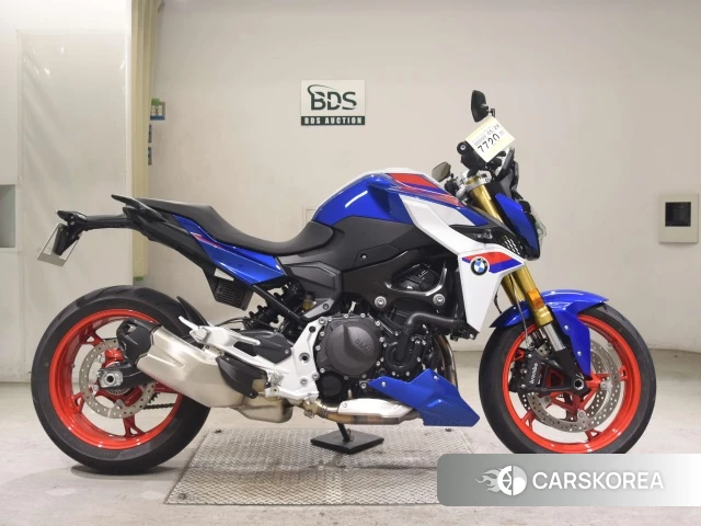 BMW F900R 2026 из Японии