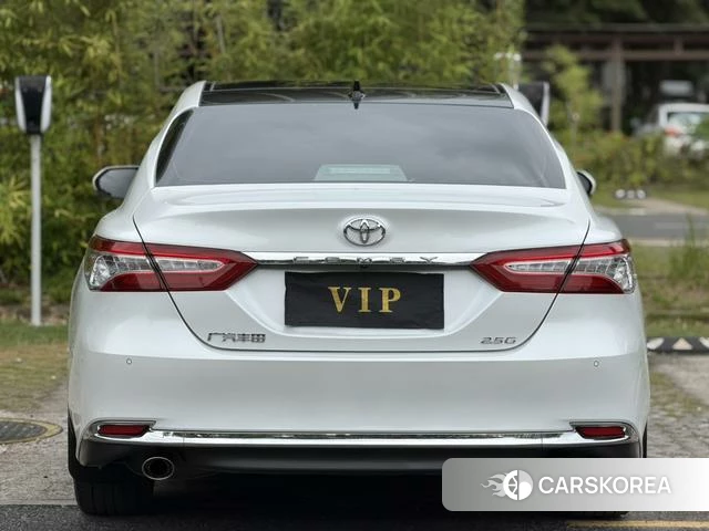Toyota Camry id 4261351 из Китая 7