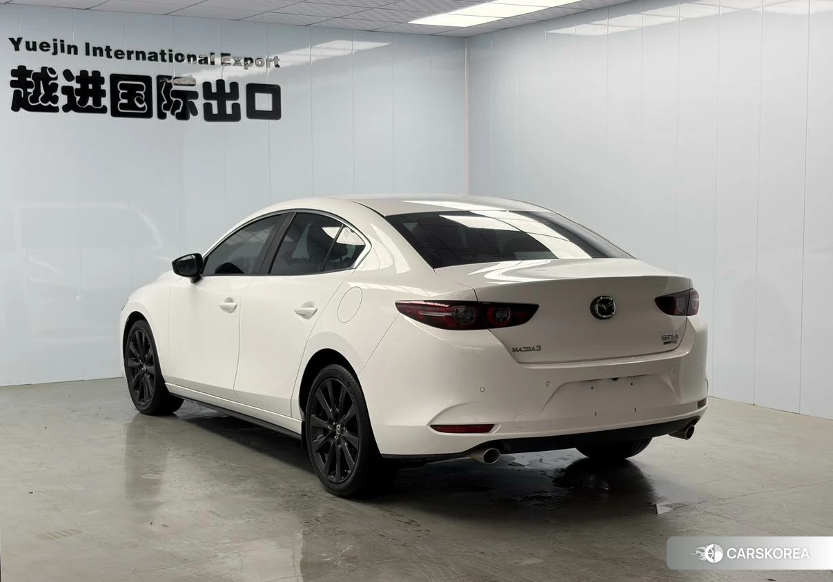 Mazda 3 Angkesaila 2022 Белый из Китая, фото 4