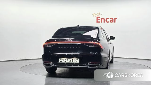 Hyundai The New Grandeur IG Hybrid id 4549924 из Кореи 23