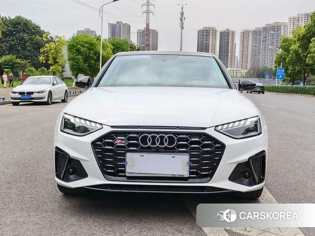 Audi A4L id 4272320 из Китая 7