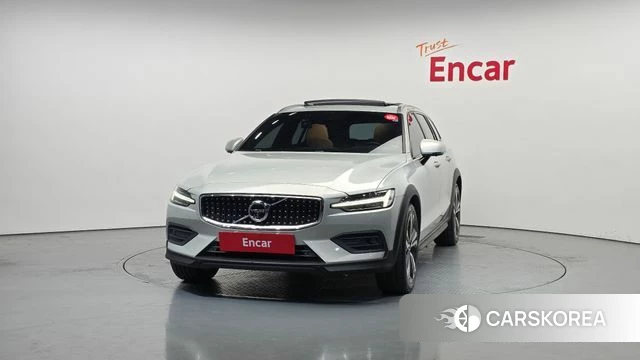 Volvo V60 Cross-Country 2nd Generation id 3834447 из Кореи 13