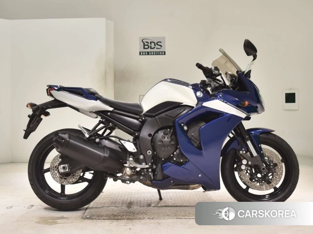 Yamaha FZ1 FEATHER GT 2011 из Японии