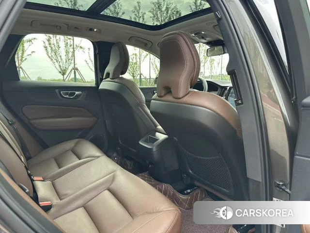 Volvo XC60 id 4212215 из Китая 7