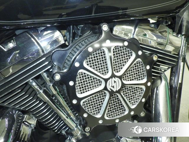 Engine photo