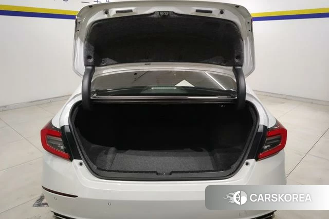 Honda Accord id 3825551 из Китая 10