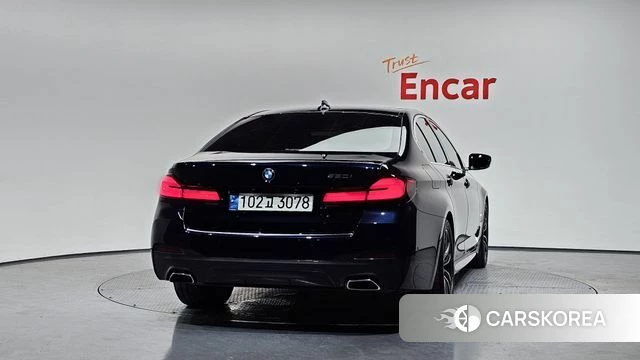 BMW 5 Series (G30) id 4604073 из Кореи 23