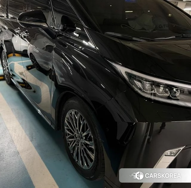 Lexus LM Second Generation 2024 Черный из Кореи, фото 3