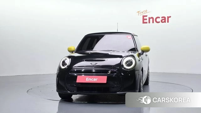 Mini Cooper Electric id 4623693 из Кореи 13