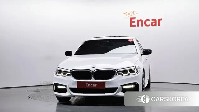 BMW 5 Series (G30) id 3445147 из Кореи 13