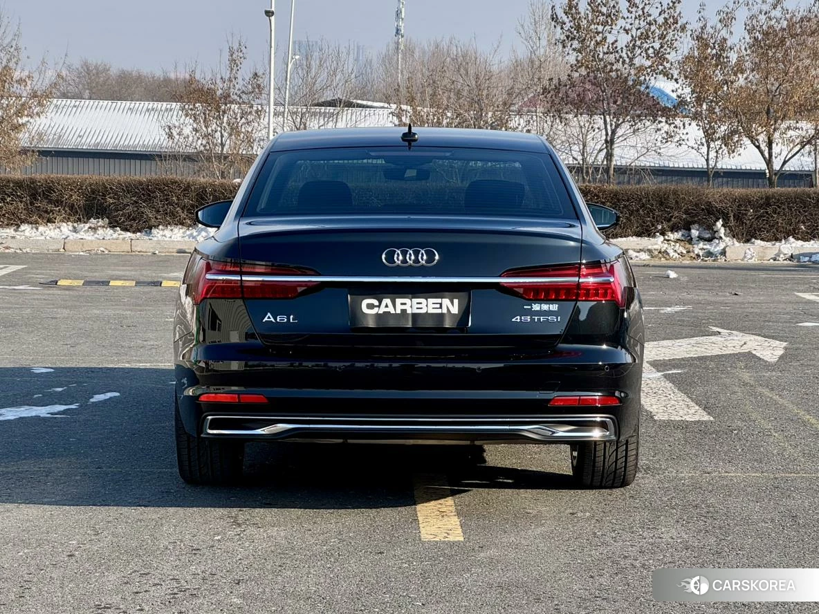 Audi A6L id 4479585 из Китая 7