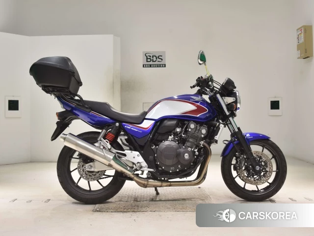 Проданный Honda CB400SF ABS 2022 из Японии, фото 2