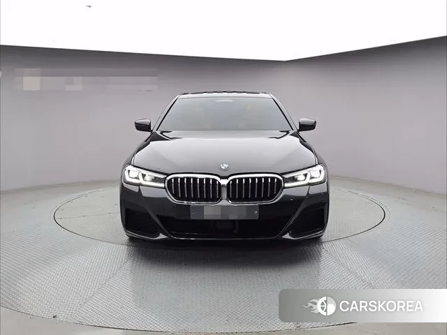 BMW 5 Series (G30) id 3499154 из Кореи 13