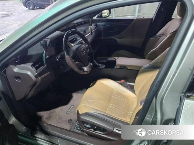 Lexus ES300h 7th generation 2020 Серый из Кореи, фото 3