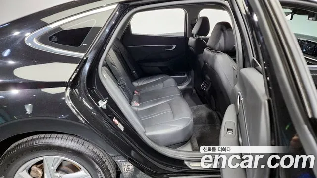 Hyundai Sonata (DN8) id 2668159 из Кореи 13