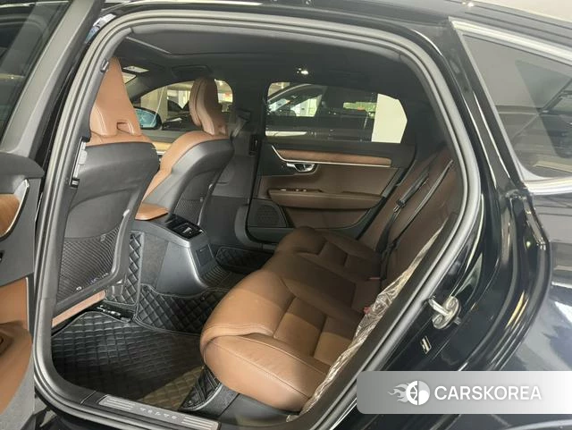 Volvo S90 PHEV 2025 Черный из Китая, фото 3