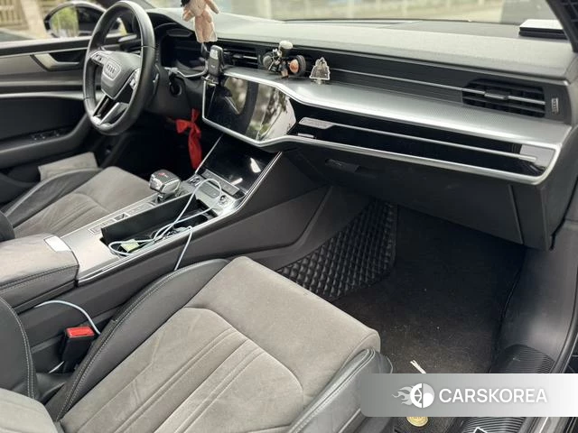 Audi A6L 2022 Черный из Китая, фото 3