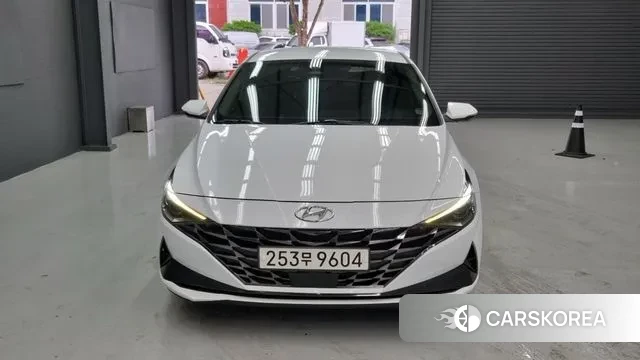 Hyundai Avante Hybrid (CN7) id 3003857 из Кореи 11