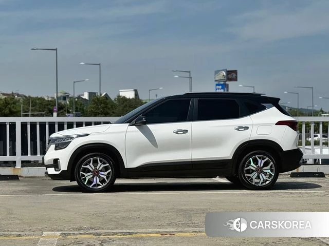 Kia Seltos id 4339215 из Кореи 13