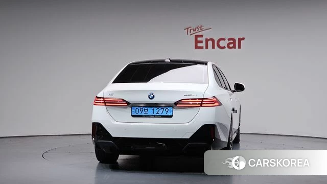 BMW i5 (G60) id 4505452 из Кореи 23