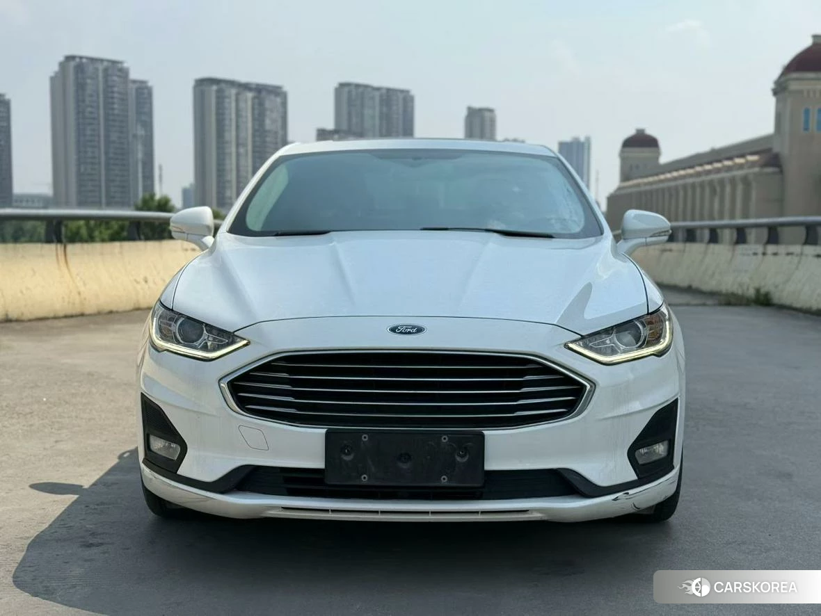 Ford Mondeo 2020 Белый из Китая, фото 3