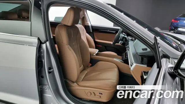 Hyundai Grandeur Hybrid (GN7) id 2531925 из Кореи 13