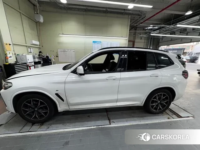 BMW X3 (G01) 2024 Белый из Кореи, фото 3