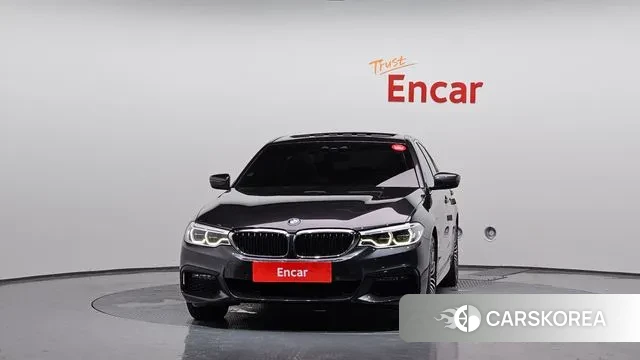 BMW 5 Series (G30) id 3044759 из Кореи 13