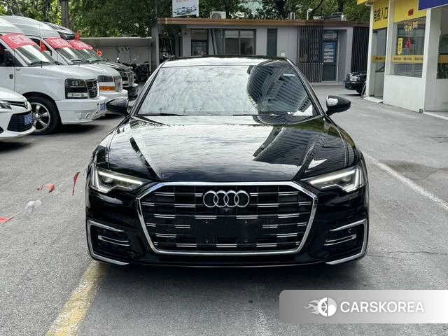 Audi A6L id 4291450 из Китая 9