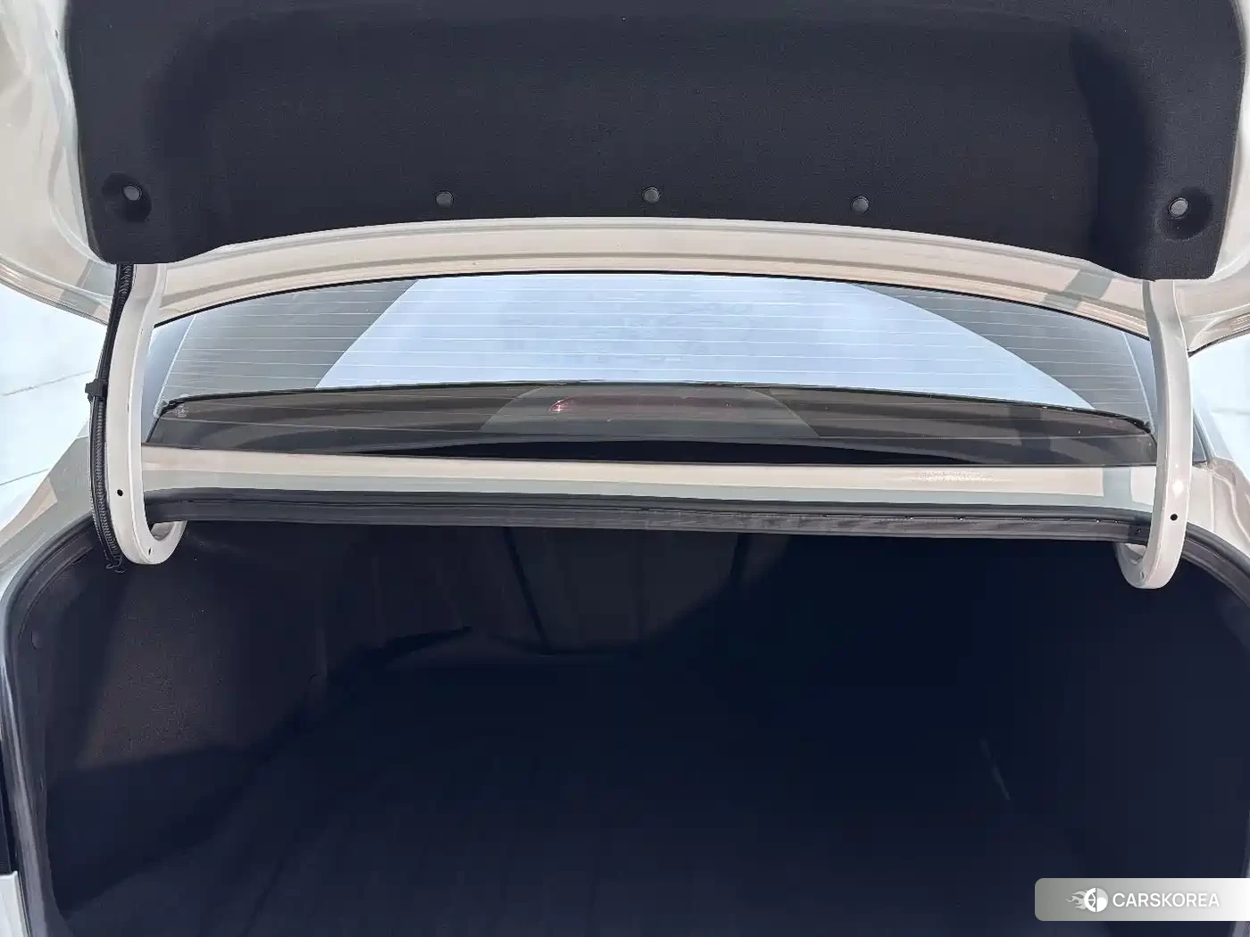 Hyundai Elantra id 4546073 из Китая 21