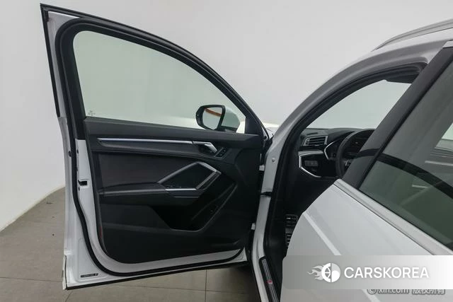 Audi Q3 id 4278838 из Китая 17