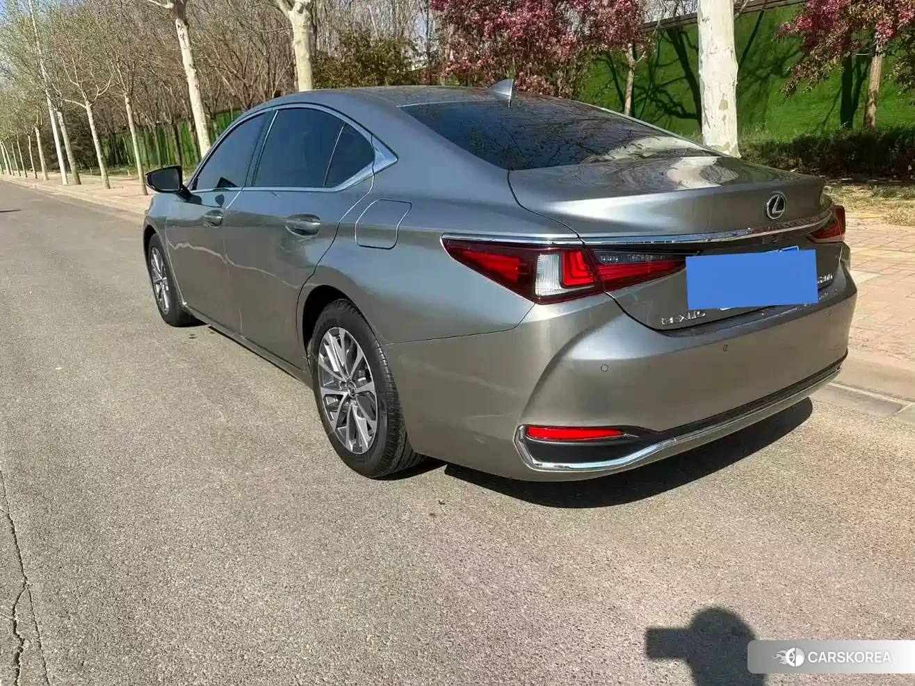 Lexus ES 2024 Champagne/brown из Китая, фото 3