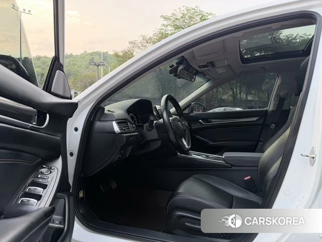 Honda Accord 2021 Белый из Китая, фото 3