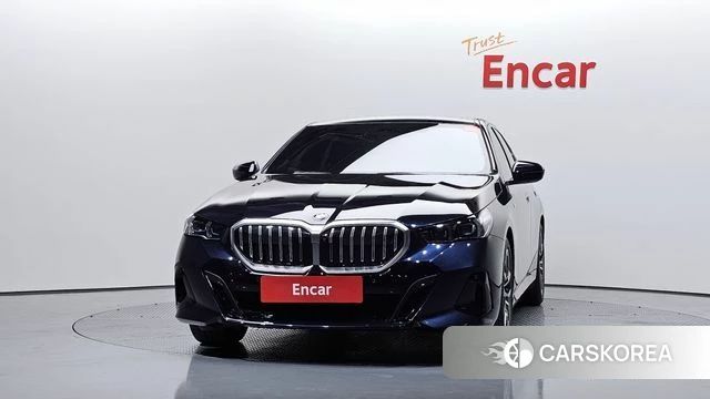 BMW 5 Series (G60) id 4630232 из Кореи 23