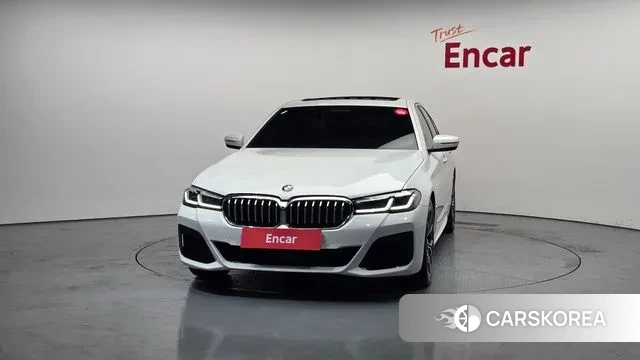 BMW 5 Series (G30) id 3759363 из Кореи 13