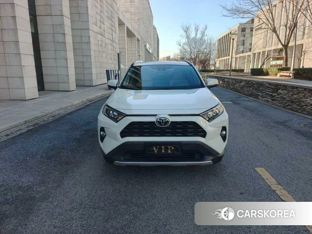 Toyota RAV4 Rongfang 2021 Белый из Китая, фото 3
