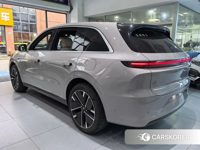 Ideal car Ideal L6 id 4198825 из Китая 8
