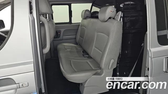 Hyundai The New Grand Starex id 2680467 из Кореи 13