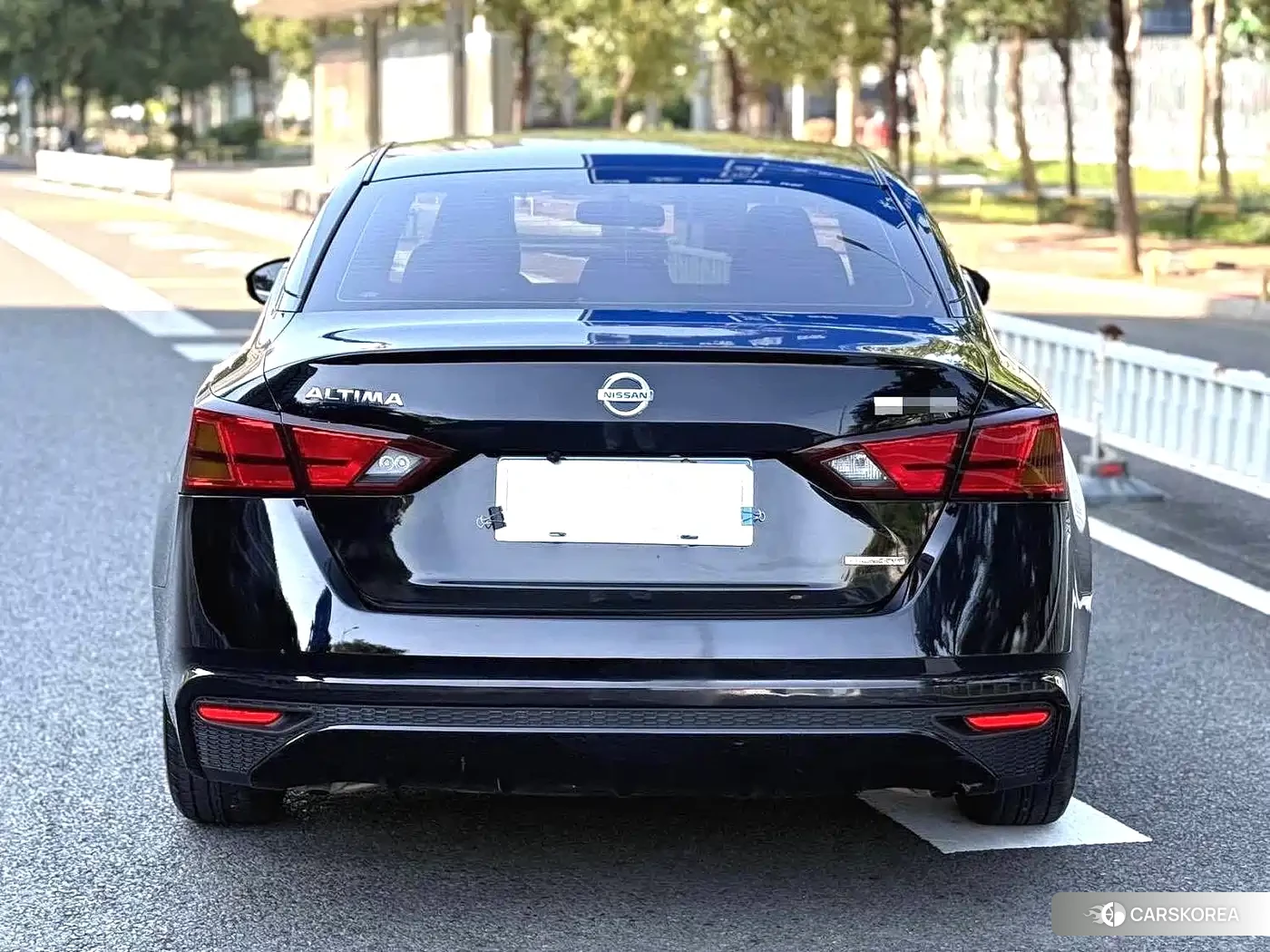 Nissan Altima 2022 Черный из Китая, фото 3