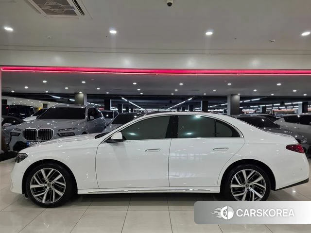 Mercedes-Benz E-Class W214 id 4749114 из Кореи 7
