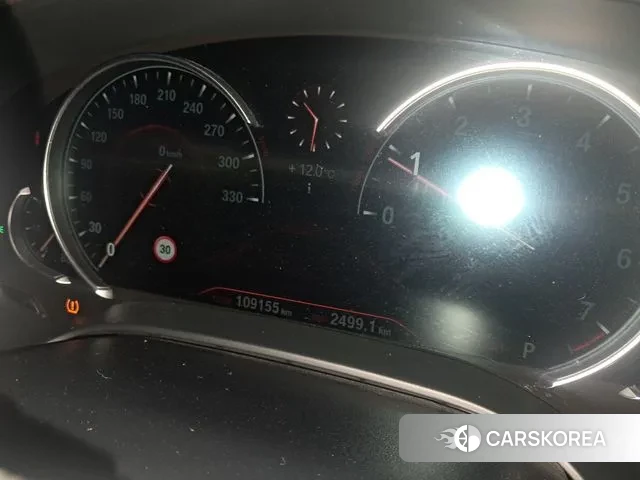 BMW 5 Series (G30) id 3667119 из Кореи 13